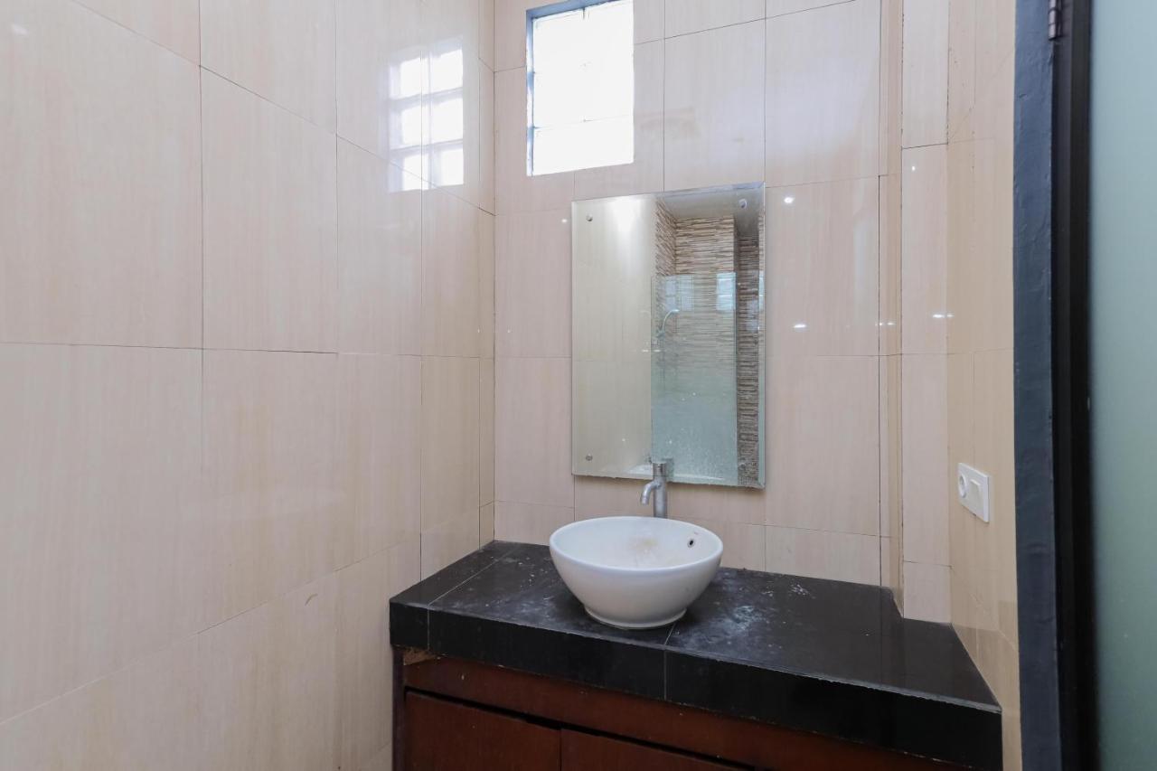 Urbanview Hotel Wg Jimbaran Bali Ungasan Kültér fotó
